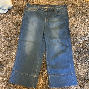 Size 16 Capri Flair NYDJ Jeans